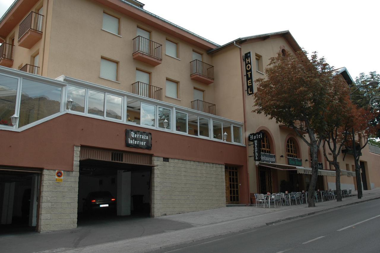 Hotel Tres Arcos San Lorenzo de El Escorial Εξωτερικό φωτογραφία